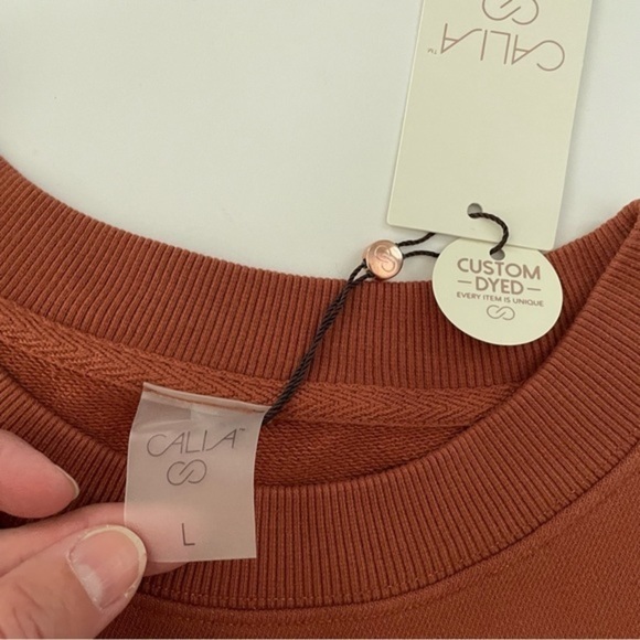 New Calia Extended Shoulder Sleeveless Top Caramelized Walnut - Picture 7 of 7